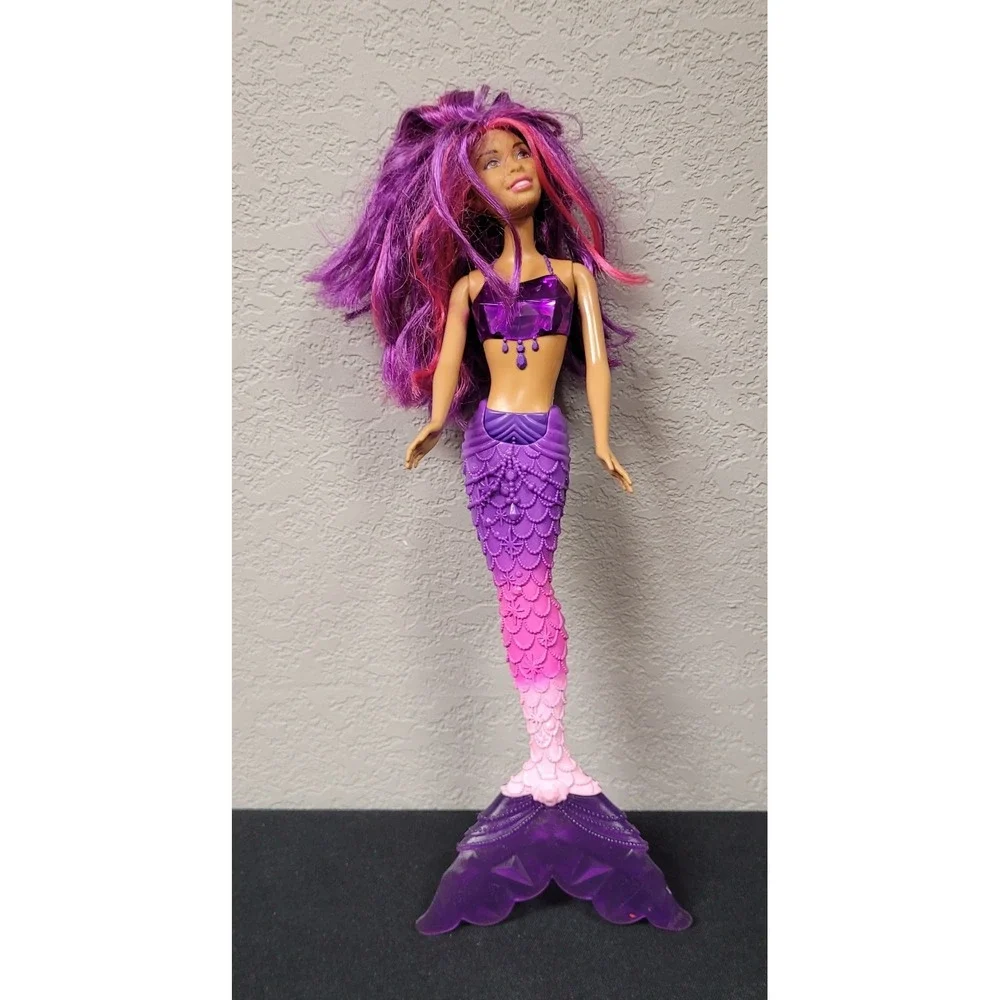 Mattel 2015 Barbie Dreamtopia Nikki Mermaid Gem Kingdom Doll